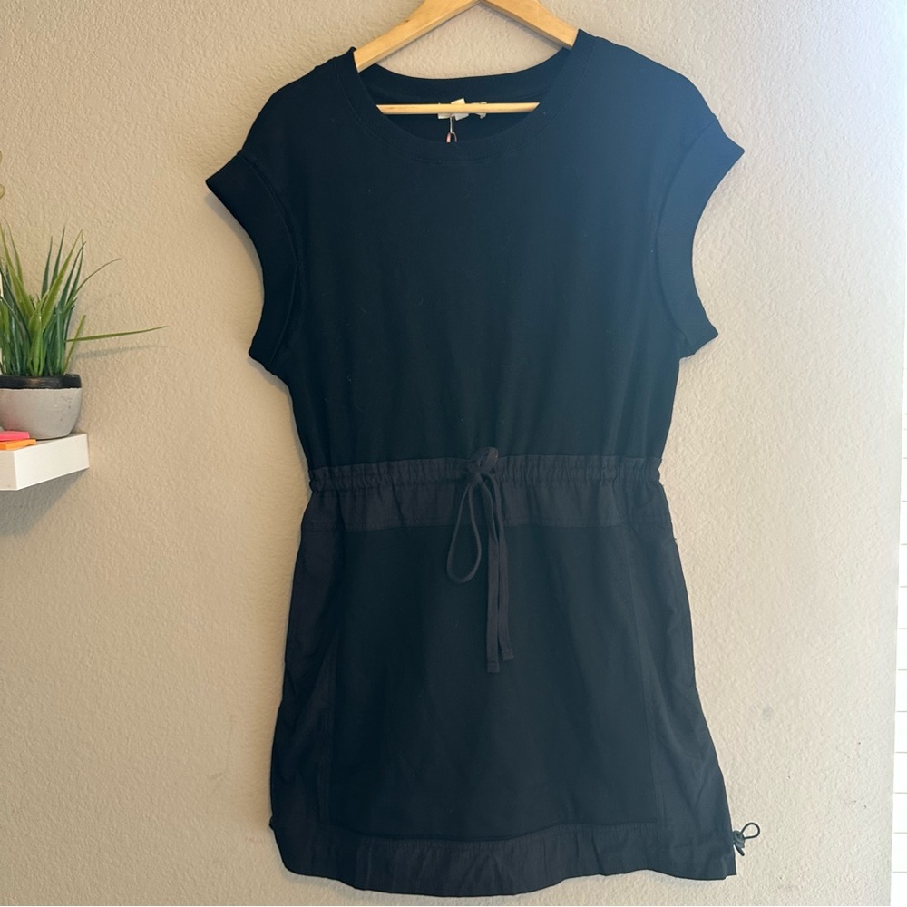 Entro Black Feeling Alright Size Small MODERN MINIMAL BLACK MINI DRESS - Picture 3 of 11